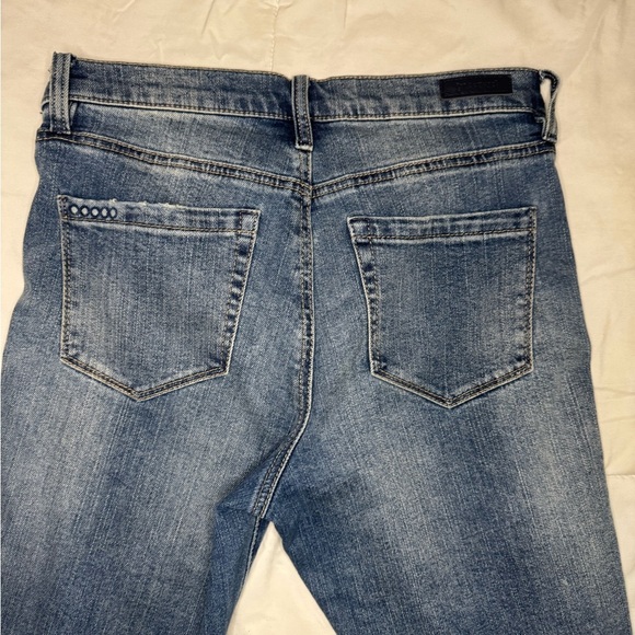 BlankNYC Women's Blue Distressed Jeans Size 28. #25 - Picture 9 of 11